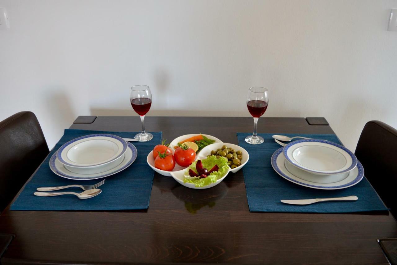 Iva Apartmani Водице Экстерьер фото