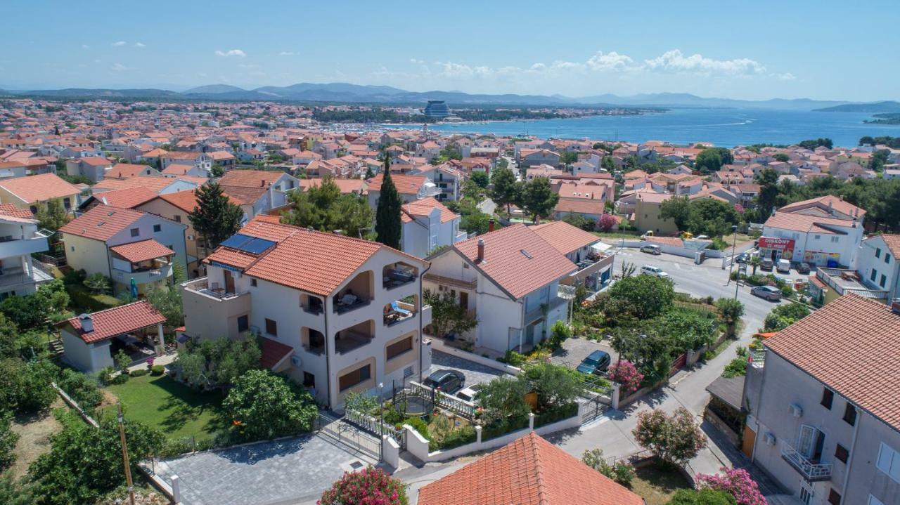 Iva Apartmani Водице Экстерьер фото